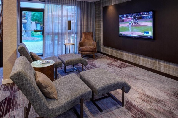 Courtyard by Marriott Des Moines West/Clive image 21