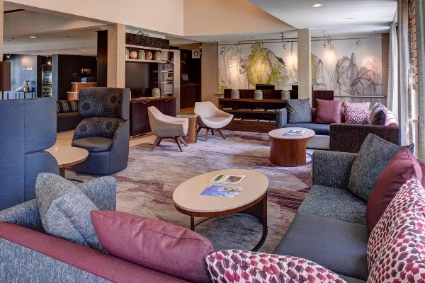 Courtyard by Marriott Des Moines West/Clive image 6