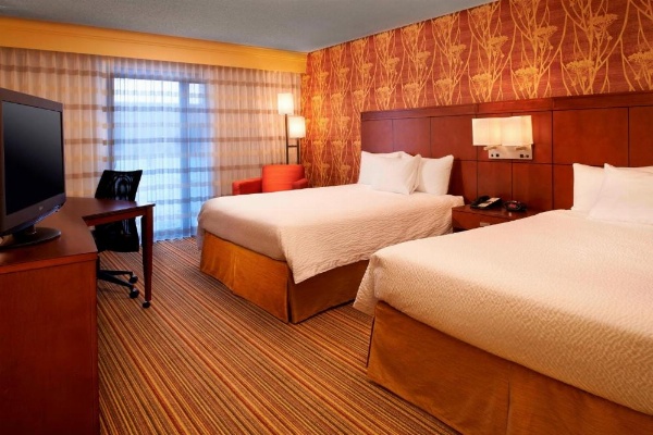 Courtyard by Marriott Des Moines West/Clive image 8